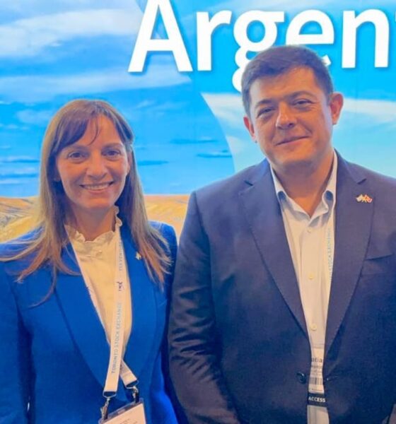 Josefina Martínez Gramuglia (Embajadora Argentina en Canadá) y Matías Espejo (intendente de Jáchal)